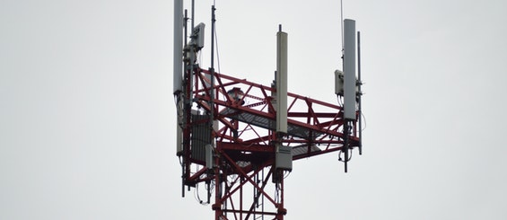 antennas-cell-tower-communication-579471 (3)